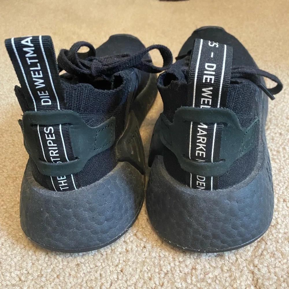All black NMD R1 - Picture 3 of 5